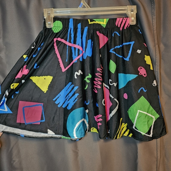Small 80s Geometric Shape Skater Circle Skirt in Black with Pink Green and Blue - Picture 3 of 4
